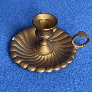 🕯️ Vintage Solid Brass Chamberstick/Candlestick Holder w/Handle. 🕯️